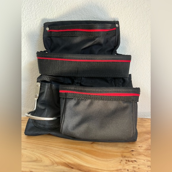 McGuire-Nicholas Nylon 3-pocket Belted Tool Pouch w/ Hammer Holder NWOT - Picture 1 of 7